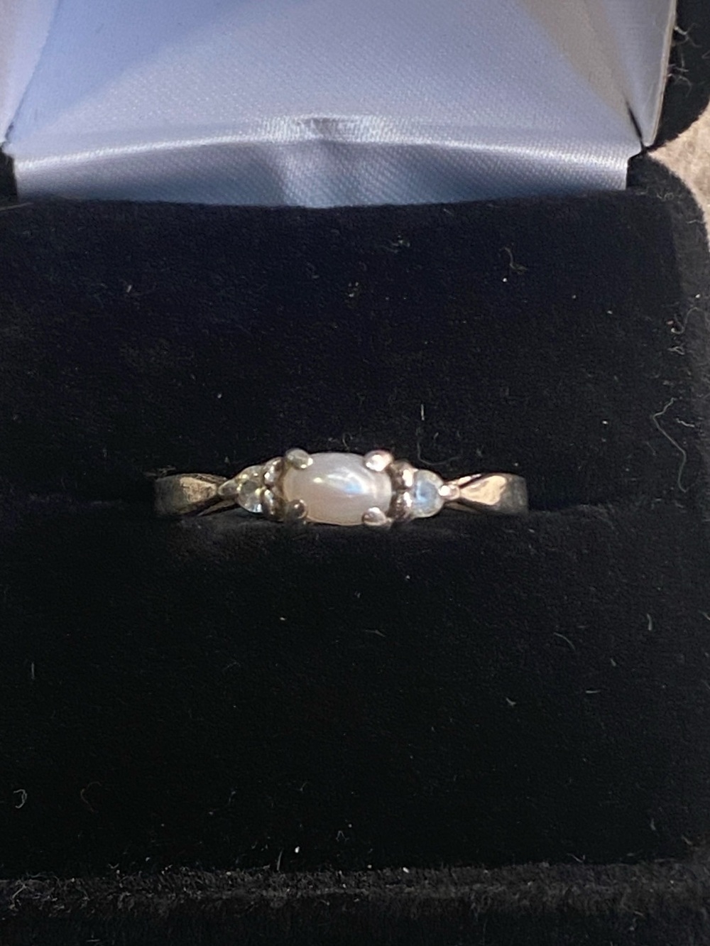 Vintage Avon Sterling Silver Moonstone Style Ring – Size 8
